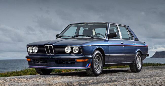 BMW-E12-Walnut-Shell-Blasting BMW E12 Intake Cleaning