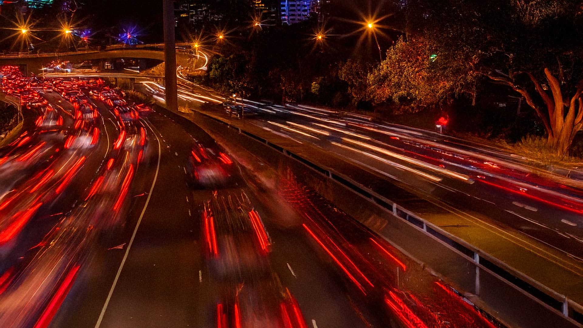 Congested traffic contributes to carbon buildup in new cars