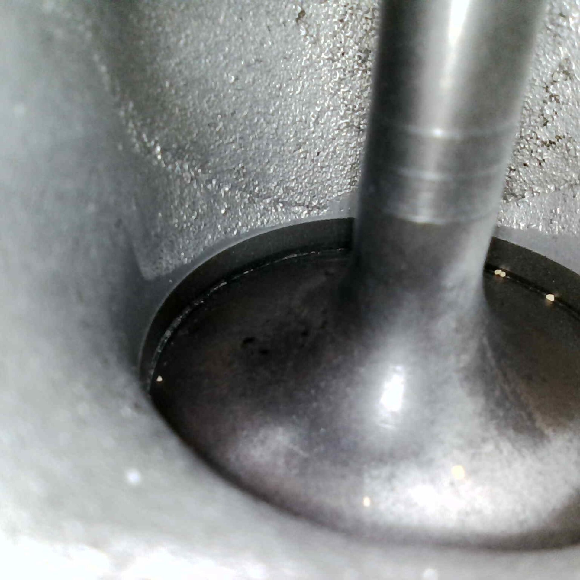 Sparkling clean valves in the Toyota Hilux 1KD