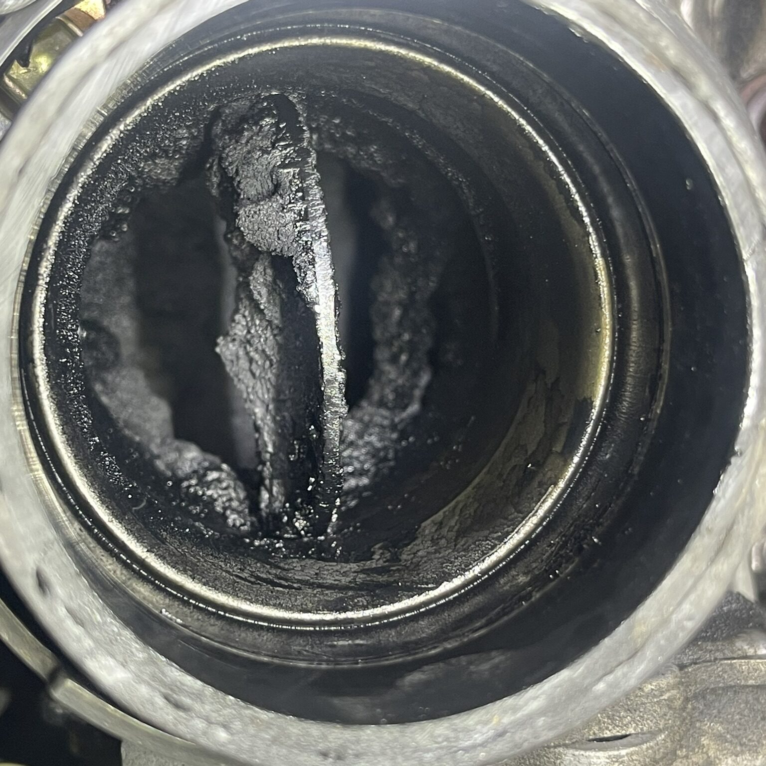 This valve cannot work with the carbon buildup on the Toyota Hilux 1KD